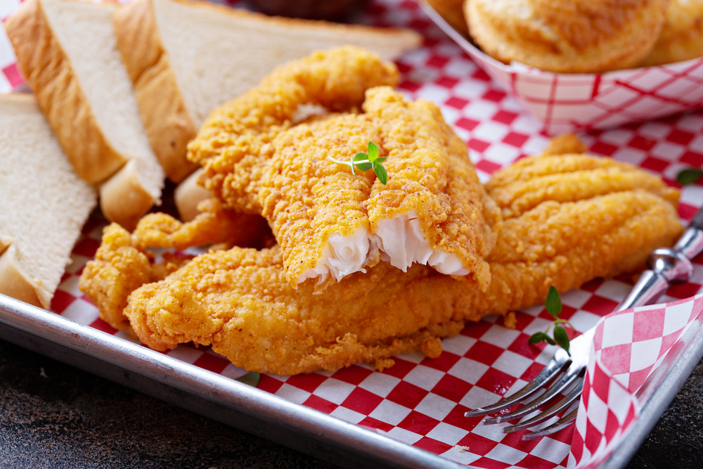 Fried catfish with bread