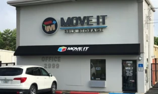 Move It Self Storage Facility at 2999 Gulf Breeze Pkwy in Gulf Breeze