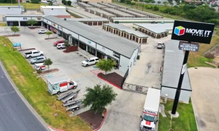 Move It Self Storage Facility at 274 Kings Hwy in Brownsville