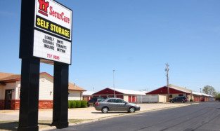 SecurCare Self Storage Facility at 1708 S Air Depot Blvd in Midwest City