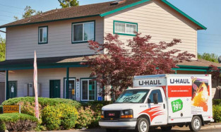 Northwest Self Storage Facility at 2330 NW Campus Dr in Estacada