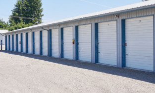 Northwest Self Storage Facility at 2401 Harrison Ave in Centralia