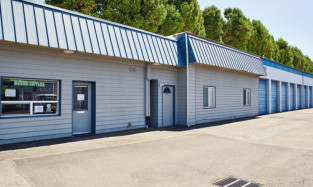 Northwest Self Storage Facility at 2660 NW Division St in Gresham