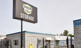 Northwest Self Storage Facility at 3550 W 11th Ave in Eugene